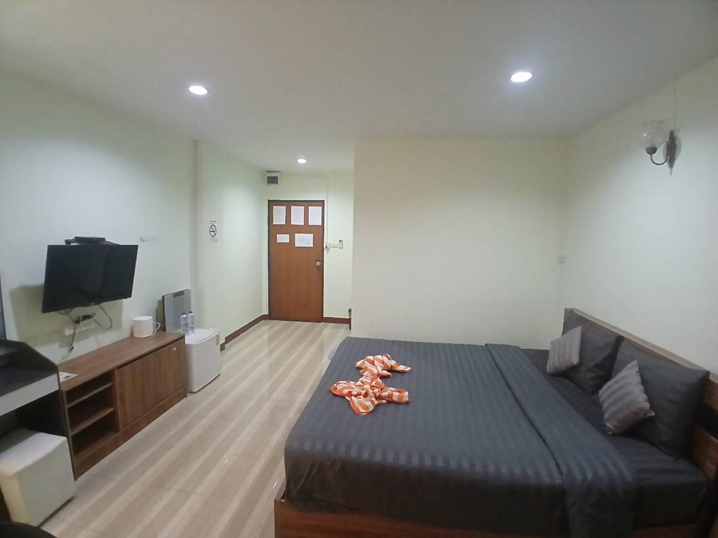 Alongkorn Hotel By Sb Samut Songkhram Zewnętrze zdjęcie